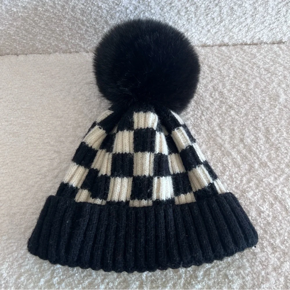 Aziel & Luca Checkered Infant Black‎ & White Beanie Hat Pom Pom Size 0-2 Years